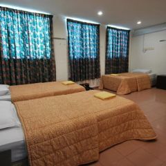 Roof Top Guest House and Hostel Melaka