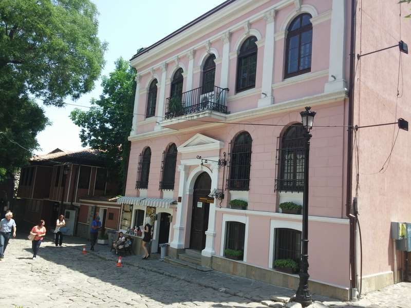 PLOVDIV GUESTHOUSE - 1