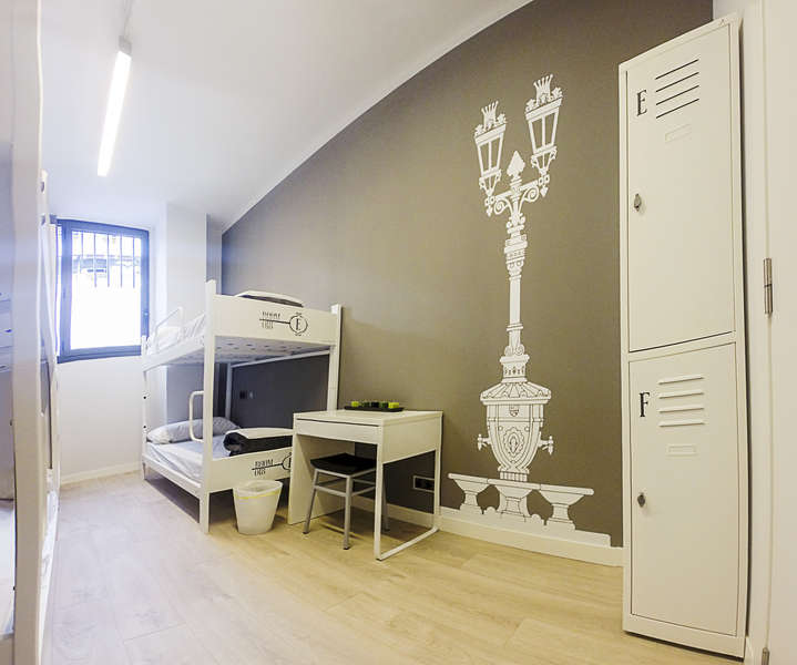 Room018 - 2