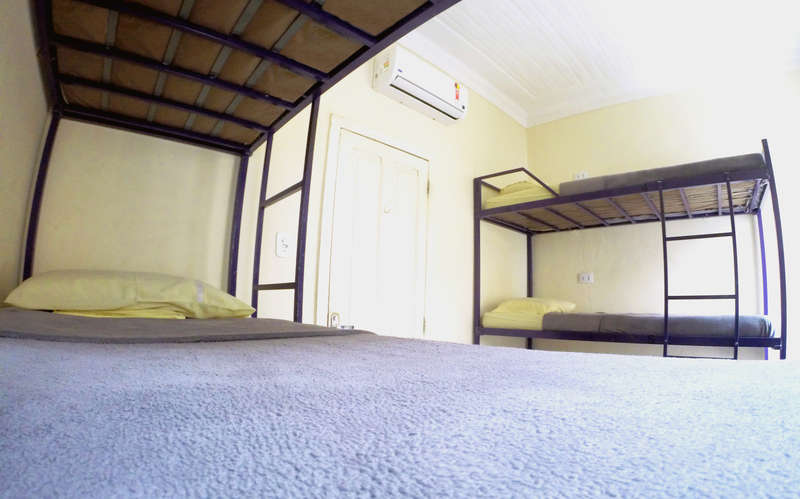 Walk On The Beach Hostel - 2