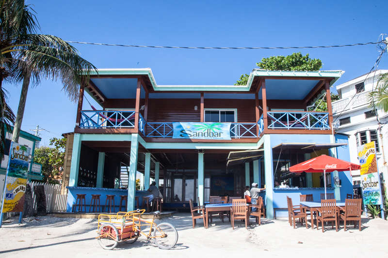 Sandbar Beachfront Hostel and Restaurant - 0