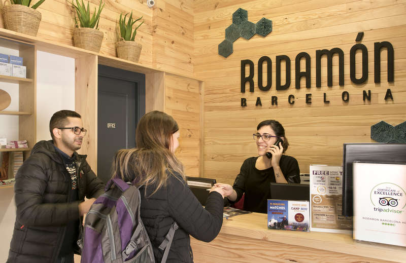 Rodamón Barcelona Hostel - 0