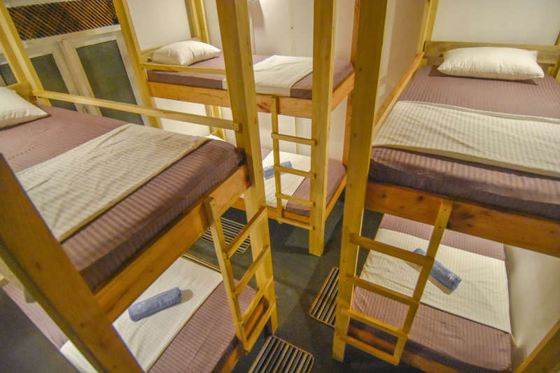 Jay's Bunks-Kandy Hostel - 1